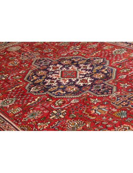 Tabriz 207x309 Cm Tabriz, Persia, Hand-carded Wool (warp: