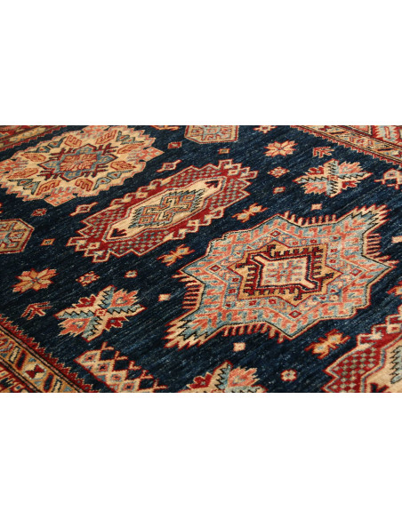 Kazak Fine 124x175 Cm Kazak Fine, Pakistan, Hand-carded Wool