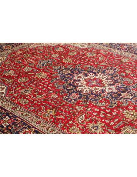 Tabriz 202x300 Cm Tabriz, Persia, Hand-carded Wool (warp