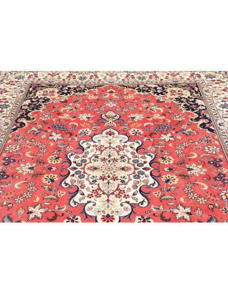 Kashan 196x293 Cm Kashan, Persia, Hand-carded Wool (cotton
