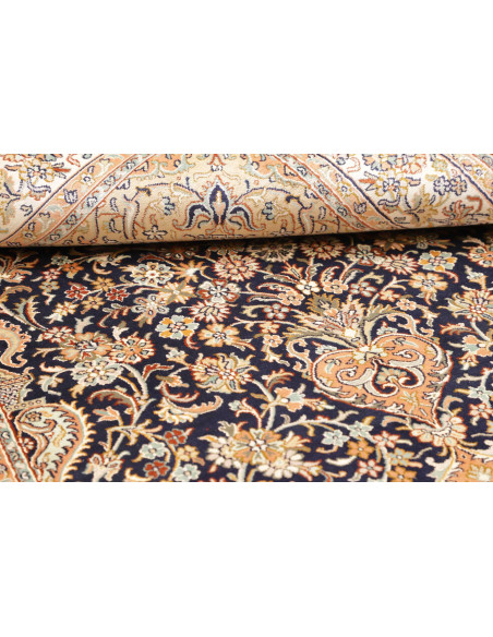 Kashmir 121x190 Cm Kashmir, India, 100% Silk,