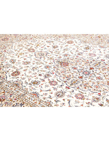 Rug Kashan Persia 198x306 Ivory Burgundy