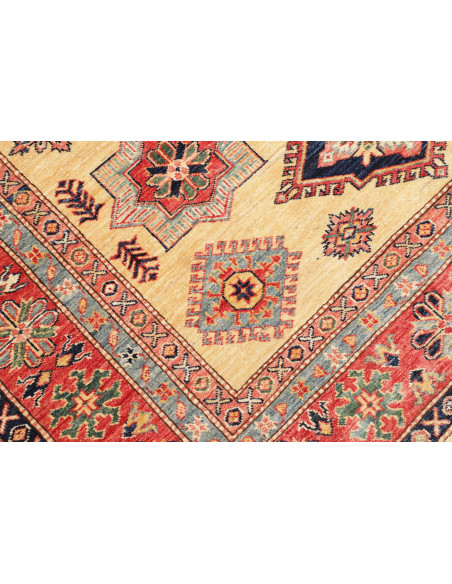 Kazak Fine 168x233 Cm Kazak Fine, Pakistan, Hand-carded Wool