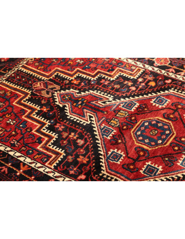 113x186 Cm Shiraz, Persia. Wool warp: Wool/Cotton.