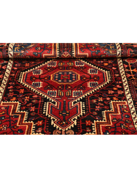113x186 Cm Shiraz, Persia. Wool warp: Wool/Cotton.