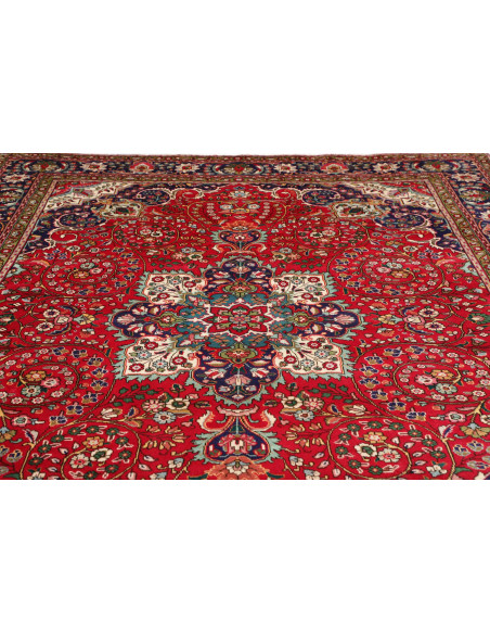 Tabriz 260x336 Cm Tabriz, Persia, Hand-carded Wool warp: