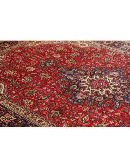Tabriz 200x305 Cm Tabriz, Persia, Hand-carded Wool warp: