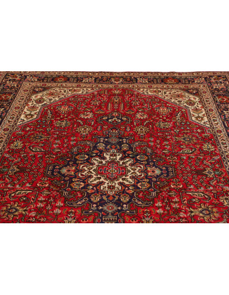 Tabriz 200x305 Cm Tabriz, Persia, Hand-carded Wool warp: