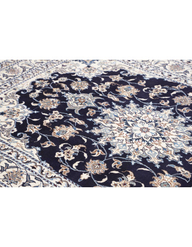Nain Kashmar 150x210 Cm Nain Kashmar, Persia, Hand-carded