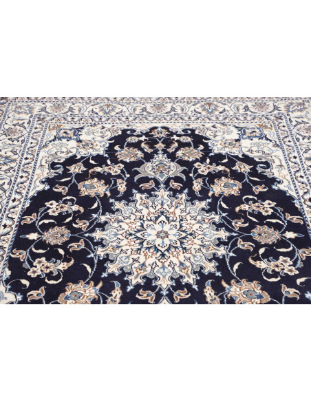 Nain Kashmar 150x210 Cm Nain Kashmar, Persia, Hand-carded