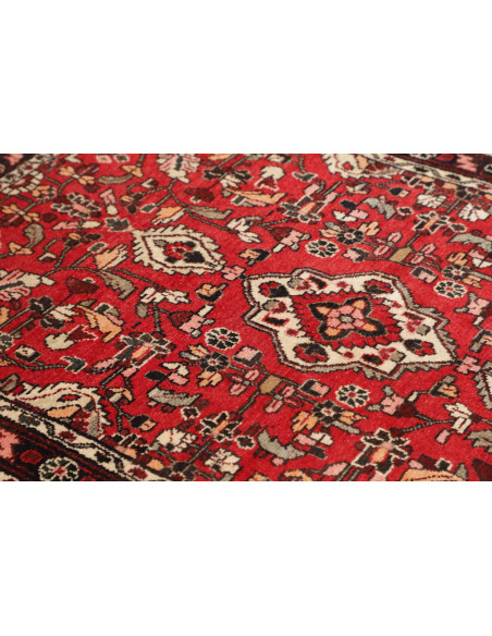 108x155 Cm Persian. Wool warp: Cotton. 250,000 Knots/Sqm.