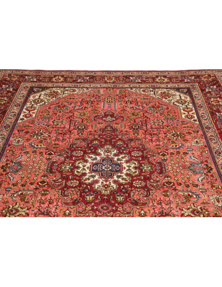 Tabriz 200x294 Cm Tabriz, Persia, Hand-carded Wool warp: