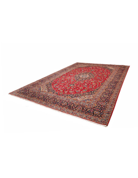 Tappeto Ardakan persiano fatto a mano in lana. Design classico con medaglione centrale, colori rosso, blu e crema. Eleganza e tr