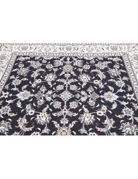 Nain Kashmar 198x203 Cm Nain Kashmar, Persia, Hand-carded