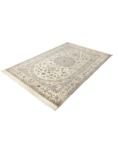 Hand-knotted Persian Nain 6La rug. Central medallion, floral motifs, wool and silk. Cream, light blue colors. Superior quality f 2