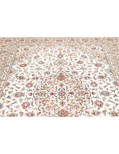 Rug Kashan Persia 198x306 Ivory Burgundy