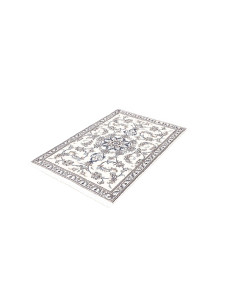 Persian Nain Kashmar rug: floral medallion, wool and silk, ivory and blue colors. Elegance and tradition for any room. 2