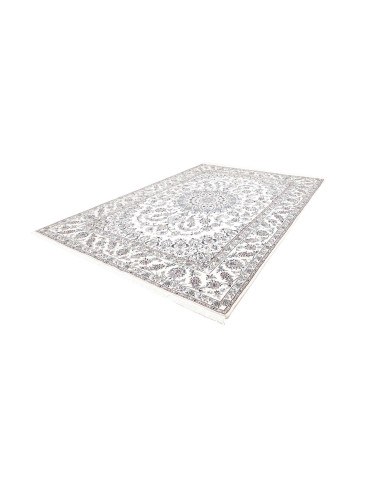 Esplora il tappeto persiano Nain Kashmar in lana e seta. Design classico con medaglione floreale, colori crema e blu. Perfetto p