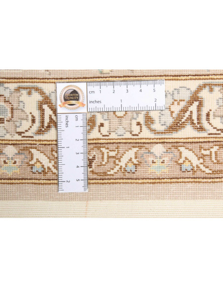 Hand Made Rug Isfahan Persia 155x240 Ivory Sand