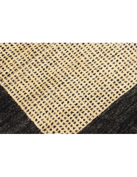Hand Made Rug Essenzia Pakistan 73x300 Ivory An