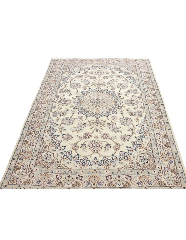 Nain 9la 134x202 Cm Nain 9la, Persia, Hand-carded Wool And