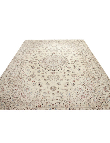 Nain 9la 255x345 Cm Nain 9la, Persia, Hand-spun Wool And