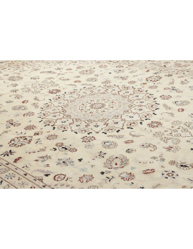 Nain 9la 255x345 Cm Nain 9la, Persia, Hand-spun Wool And